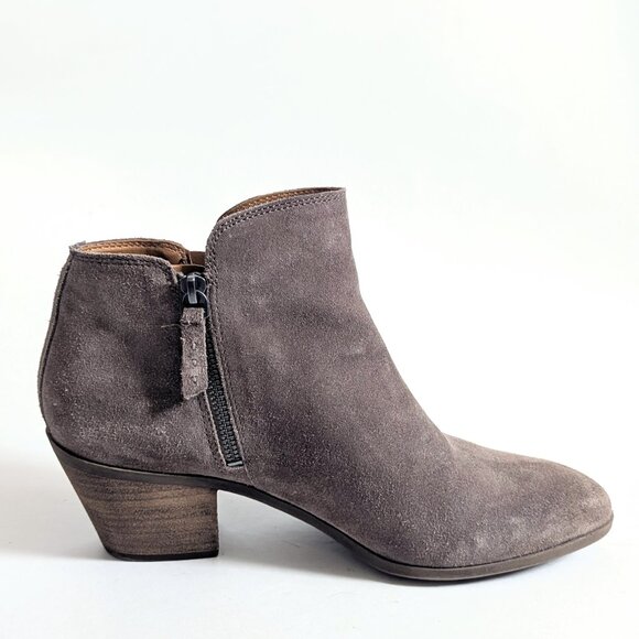 Frye Judith Ankle Boots in Taupe Suede Sz 9.5 - Picture 1 of 10